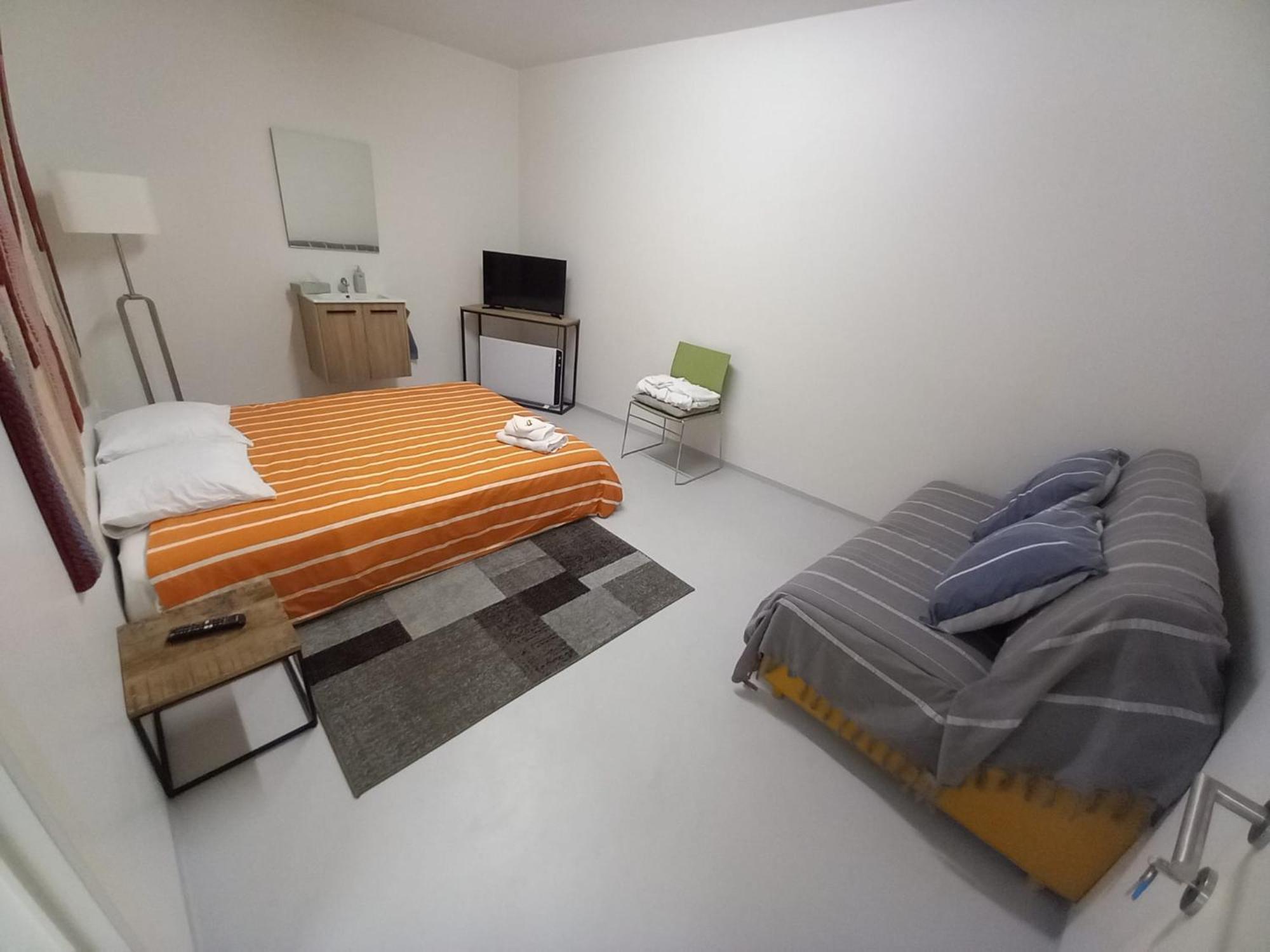 Chez Jean-Claude Chambre 4 Personnes Wavre Zewnętrze zdjęcie